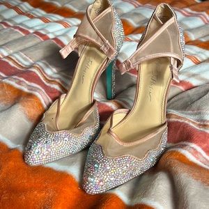 betsy johnson rhinestone heels size 5.5m
